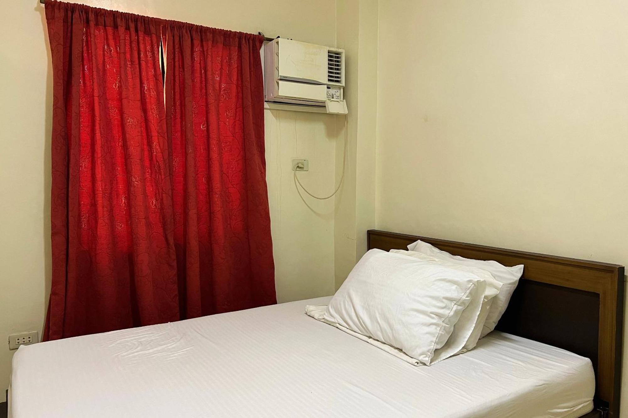 Sta Rosa Inn Iloilo Powered By Cocotel Номер фото