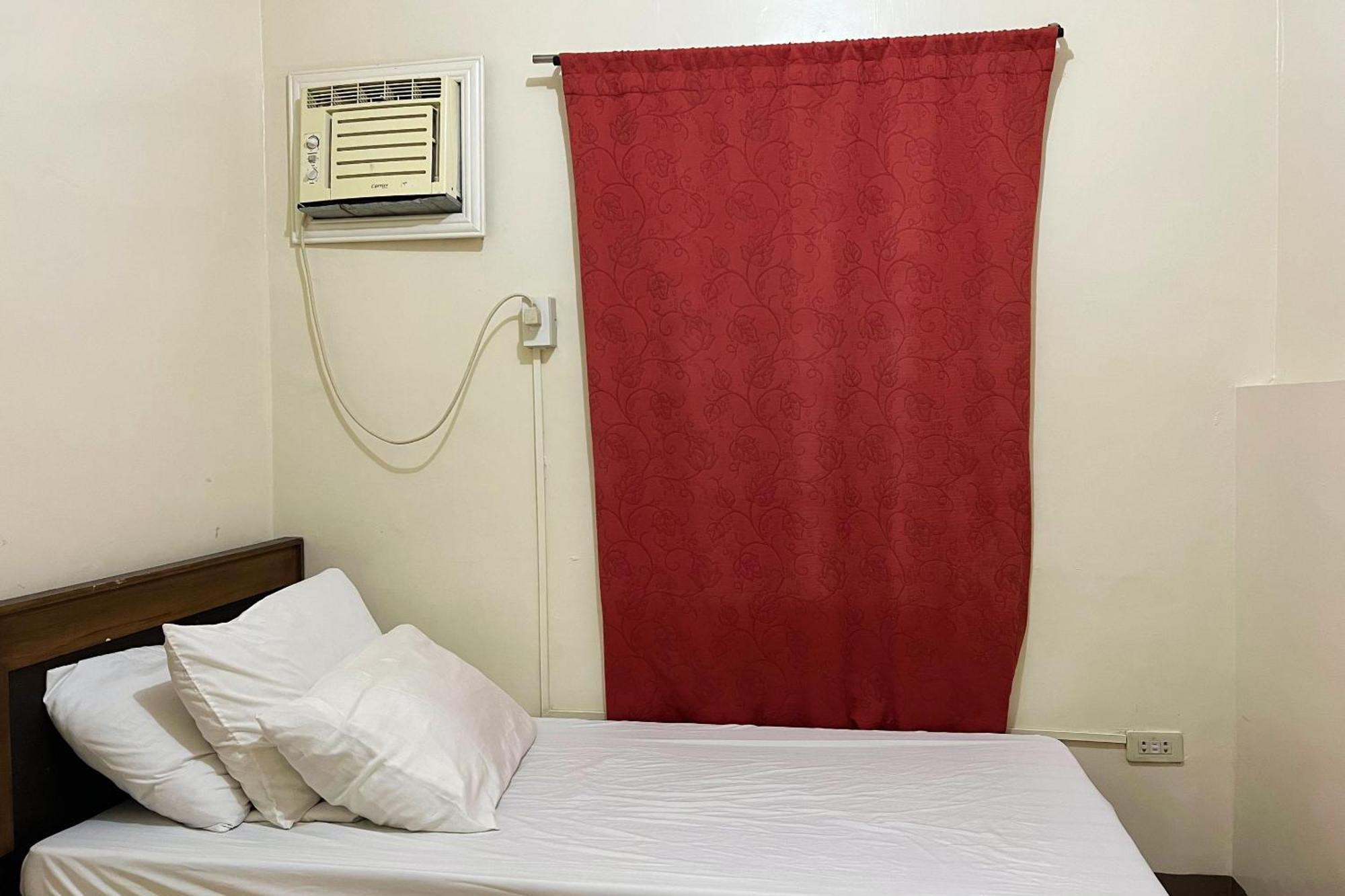 Sta Rosa Inn Iloilo Powered By Cocotel Номер фото